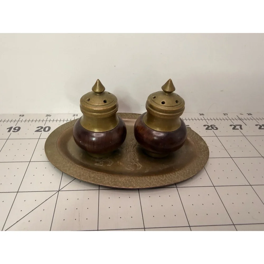 Vintage Walnut Wood & Brass Salt and Pepper Shakers Pot-Belly Asian Style w/tray
